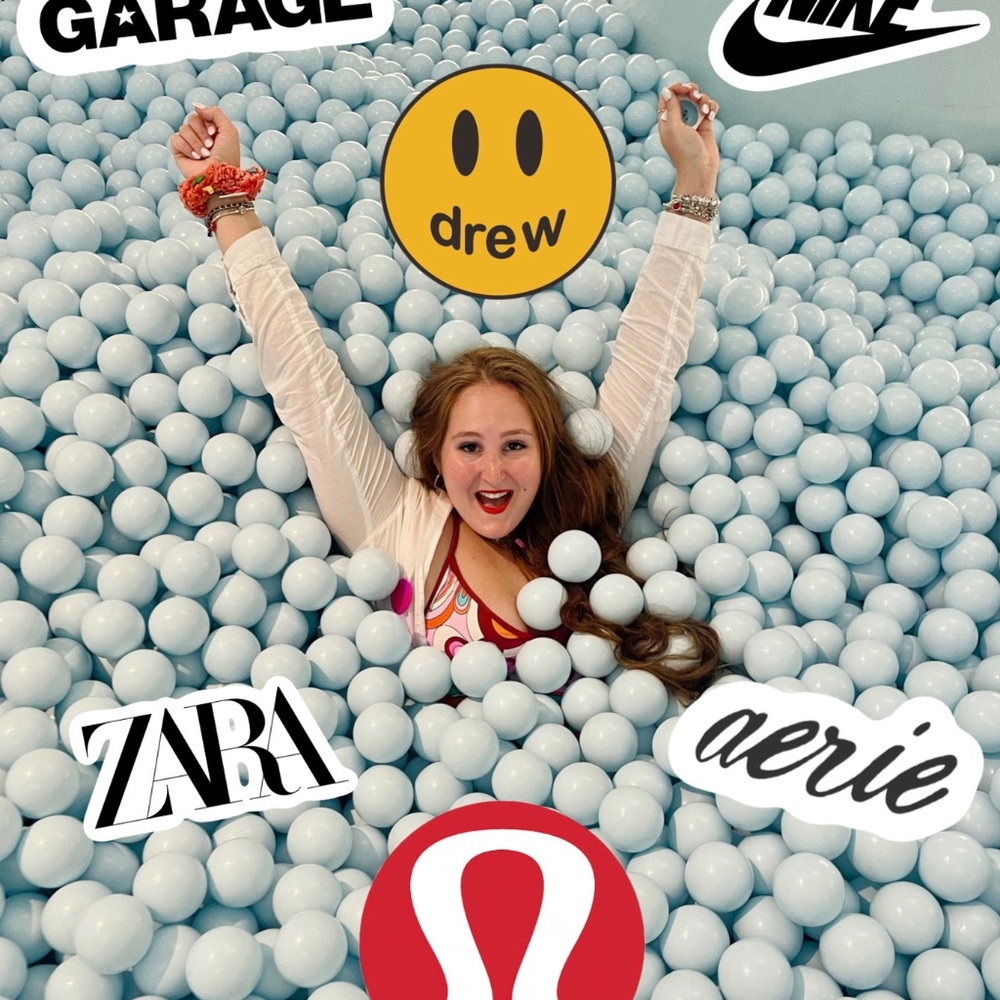 Meet your Posher, Abbey